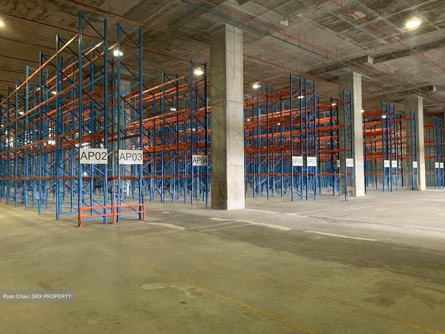 Gul Street 4 (D22), Warehouse #594019111